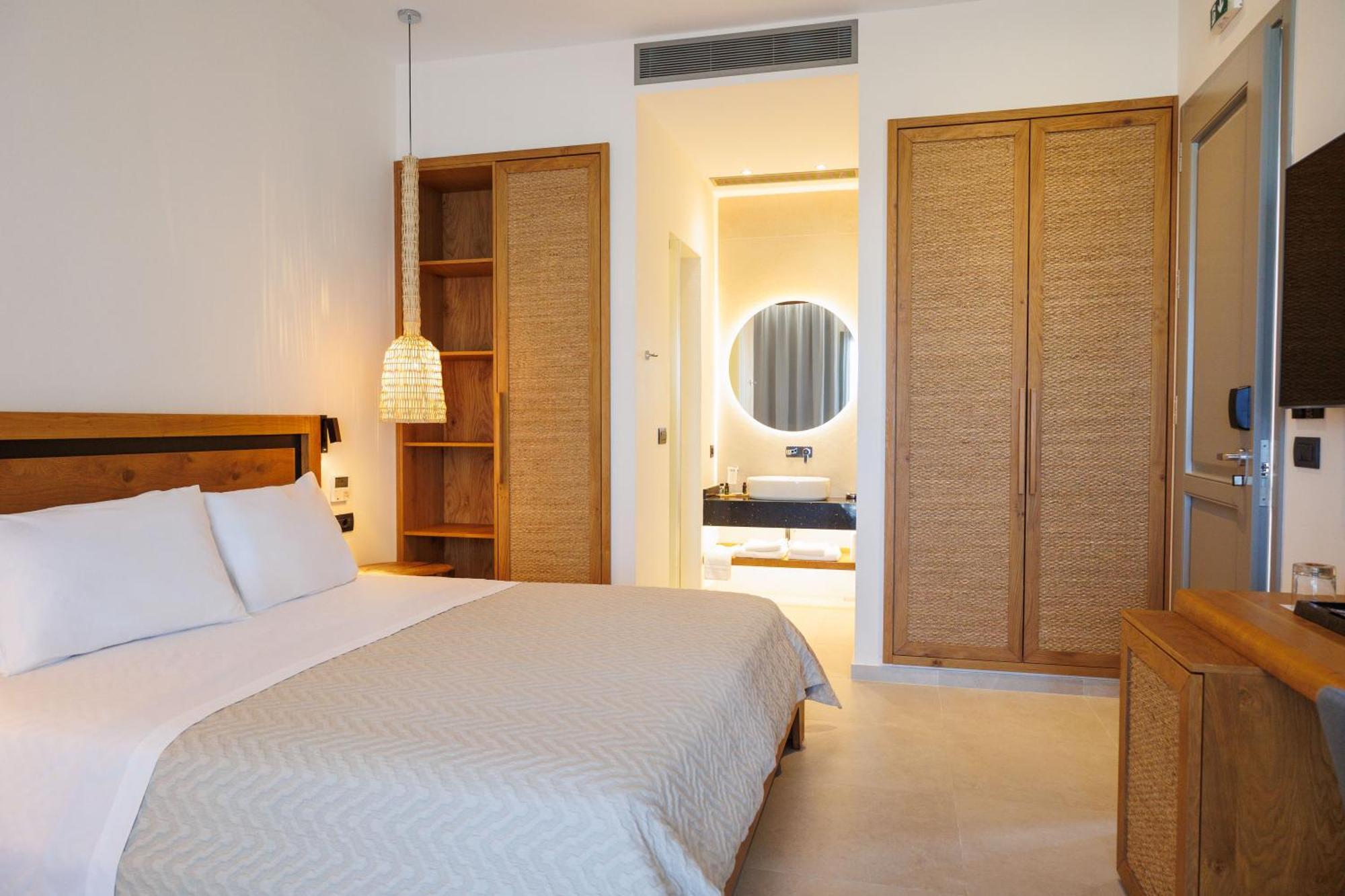 Kouros Blanc Resort & Suites Pounda Zimmer foto
